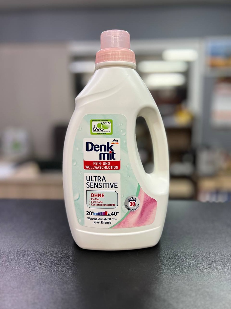 DM Гель для прання делікатних речей Ultra Sensitive 30 WA - 1,5 L / 8 шт/ящ